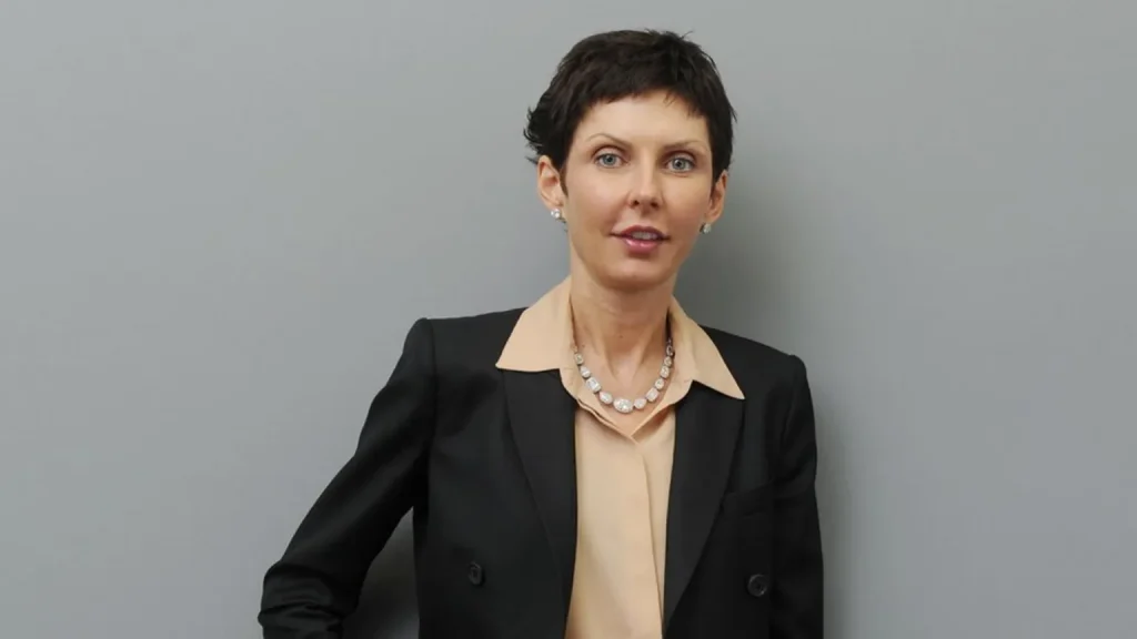 9 Key Facts About Bet365: The World’s Top Betting Platform 2 Denise Coates owner Bet365